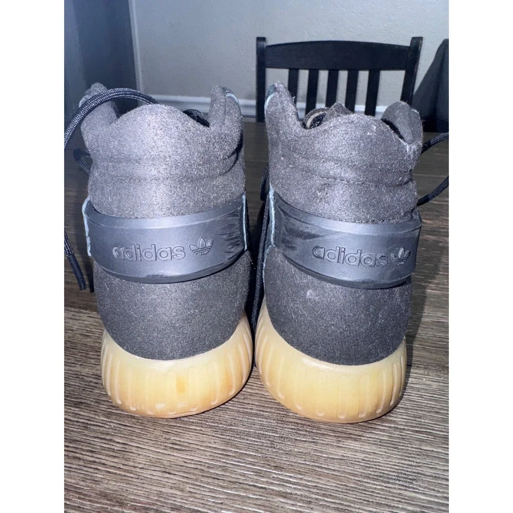 Adidas Tubular Invader Strap Mens Black Suede Gum Sole High Top Sneakers